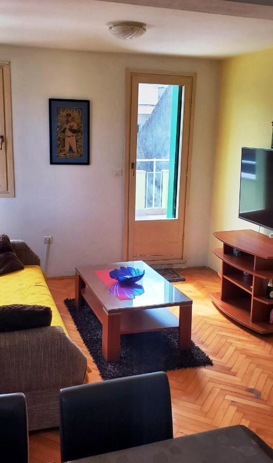 Zee Apartment زادار المظهر الخارجي الصورة