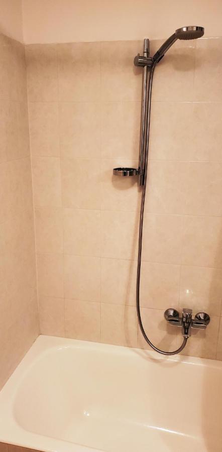 Zee Apartment زادار المظهر الخارجي الصورة